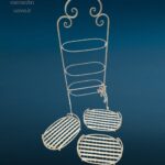 Etagere in ferro a tre piani con vassoi removibili e base saldata