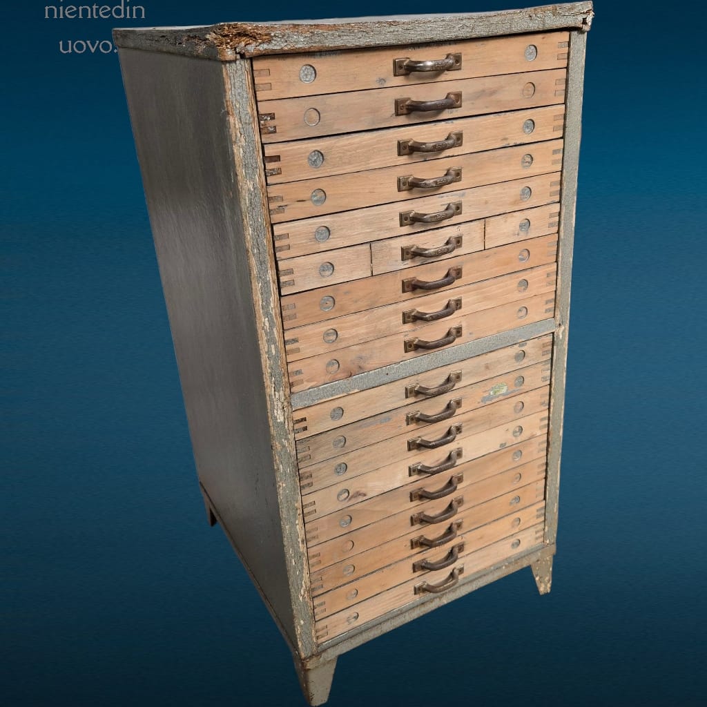 41466.jpg Cassettiera da tipografo vintage con cassetti in faggio e caratteri tipografici in piombo