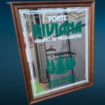 Specchio pubblicitario Fonte Riviana incorniciato vintage in buone condizioni