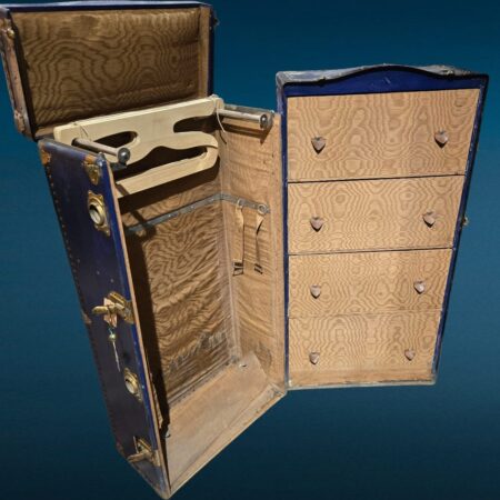 Antico baule da viaggio Martinenghi originale in buone condizioni con chiave