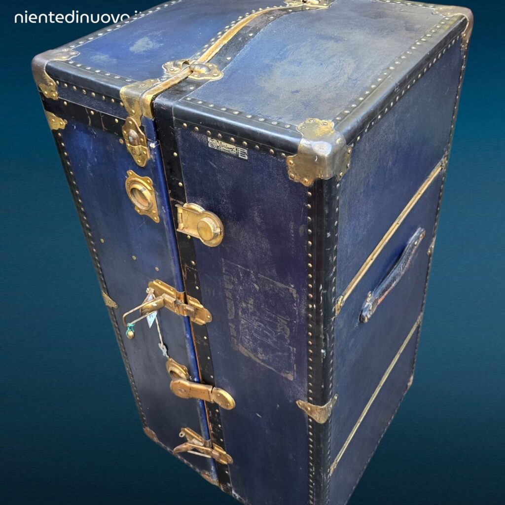 Antico baule da viaggio Martinenghi originale in buone condizioni con chiave