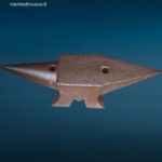 Vecchia incudine da 60 kg doppio corno in ghisa, stabile e ben conservata