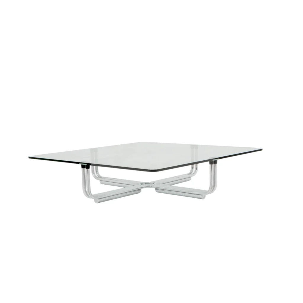 Tavolino mod 784 Gianfranco Frattini per Cassina in condizioni eccellenti