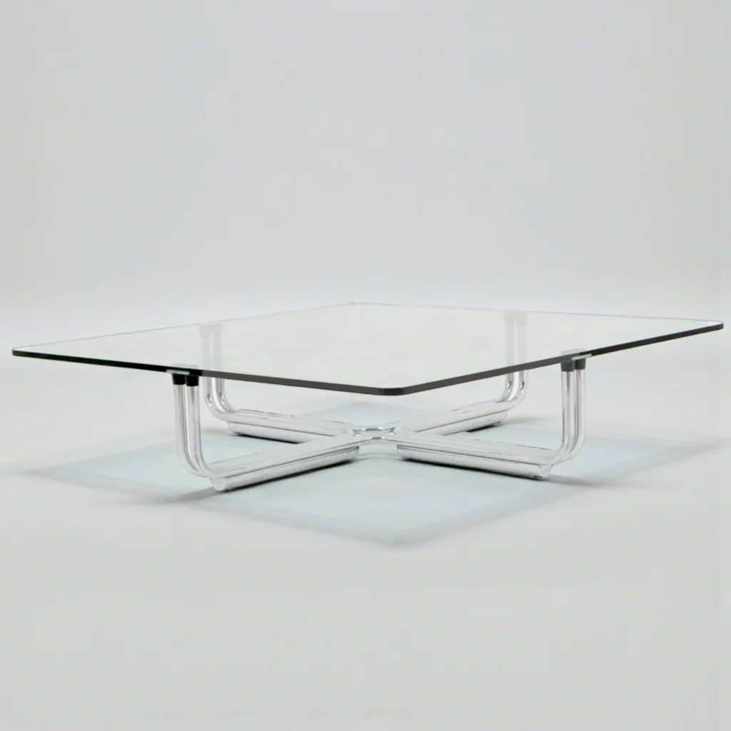 Tavolino mod 784 Gianfranco Frattini per Cassina in condizioni eccellenti