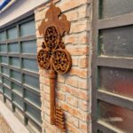 04537_3.jpg Chiave decorativa in ferro arrugginito da esterno stile vintage
