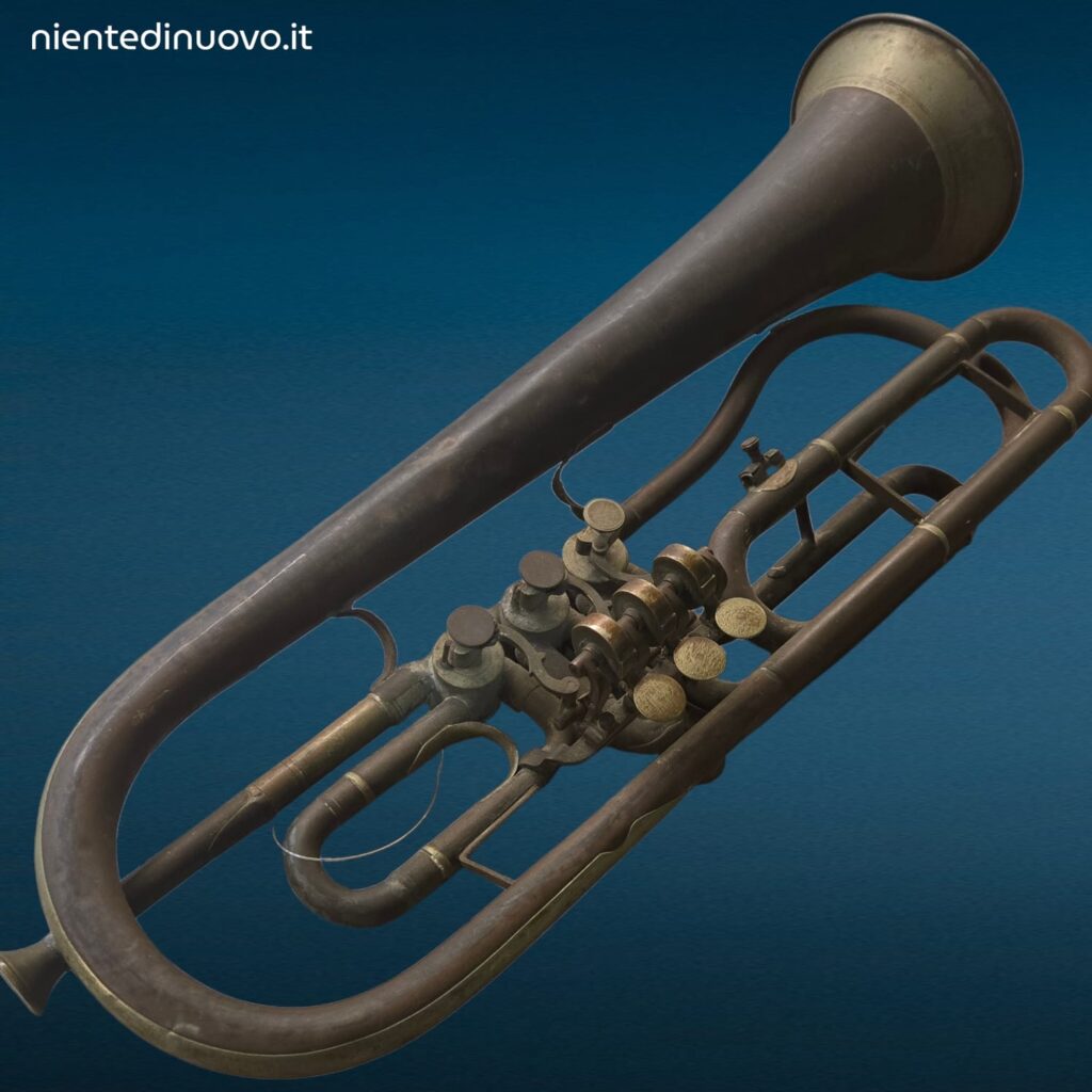 Vecchia tromba in ottone da decorazione con segni del tempo