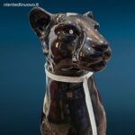 Pantera nera in ceramica di Bassano con strass e occhi brillanti