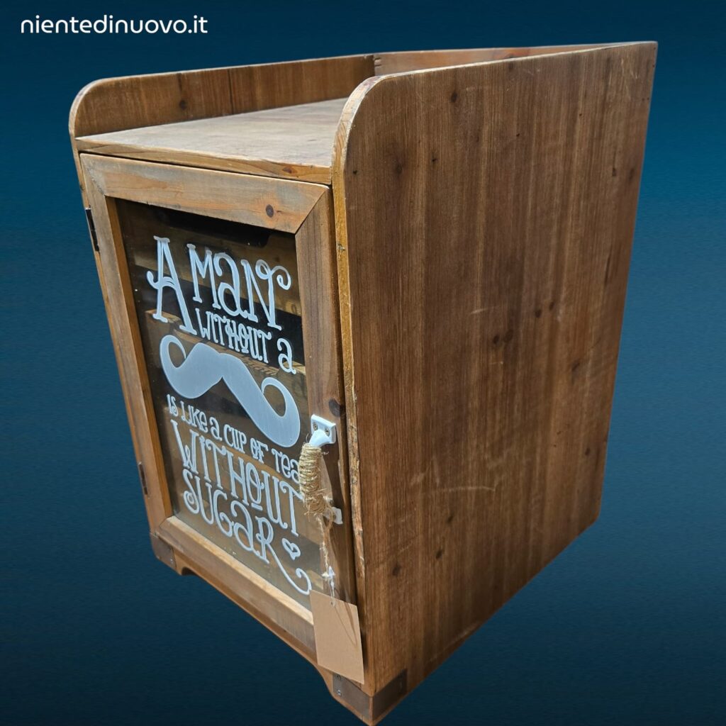 Mobiletto organizer in legno con anta in vetro e quattro cassetti estraibili