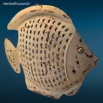 04325_2.jpg Portacandela a forma di pesce in metallo bianco antico traforato