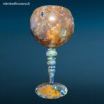 04415.jpg Coppa decorativa in vetro soffiato e variegato blu e oro con forma leggermente asimmetrica