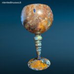 04415_6.jpg Coppa decorativa in vetro soffiato e variegato blu e oro con forma leggermente asimmetrica