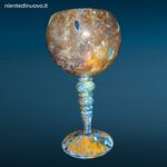 04415_7.jpg Coppa decorativa in vetro soffiato e variegato blu e oro con forma leggermente asimmetrica