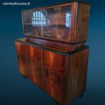 Mobile vetrina anni ’30 in stile Art Déco con radica e vetrina scorrevole