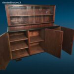 Mobile vetrina anni ’30 in stile Art Déco con radica e vetrina scorrevole