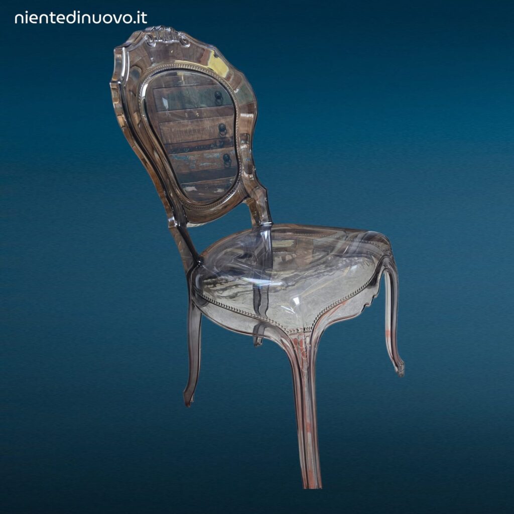 Sedia italiana in stile Belle Époque realizzata in policarbonato fumè con struttura monoscocca