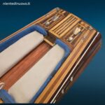 Modellino in legno Riva Aquarama anni 60 con basamento espositivo