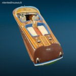 Modellino in legno Riva Aquarama anni 60 con basamento espositivo