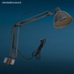 Lampada tecnica a snodo anni Sessanta in metallo con molle e staffa