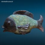 Scultura a forma di pesce in ceramica con rivestimento in vetro craquelé