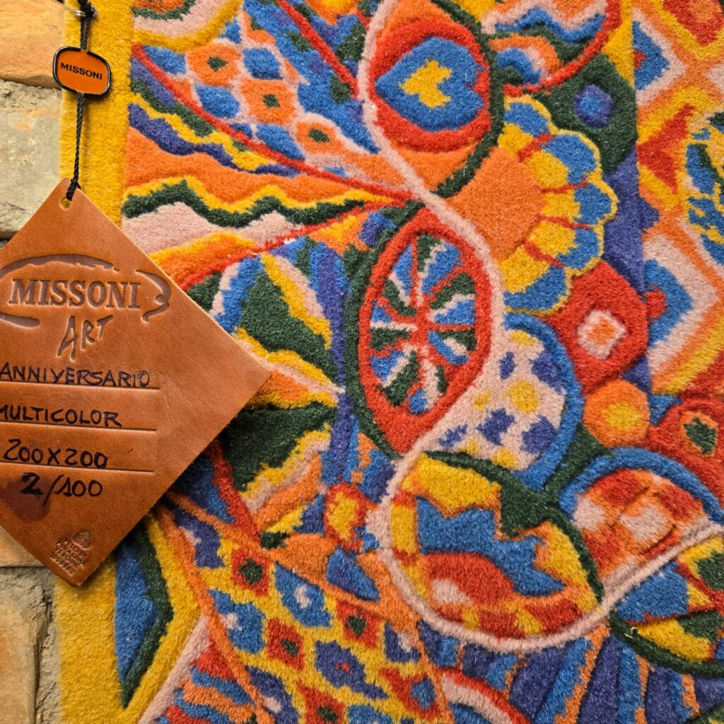 Tappeto Missoni Art Limited Edition 1993 multicolor numerato 2 su 100 in pura lana vergine.Missoni Limited Edition Rug 1993 40th Anniversary 2/100 – Tappeto Vintage Originale