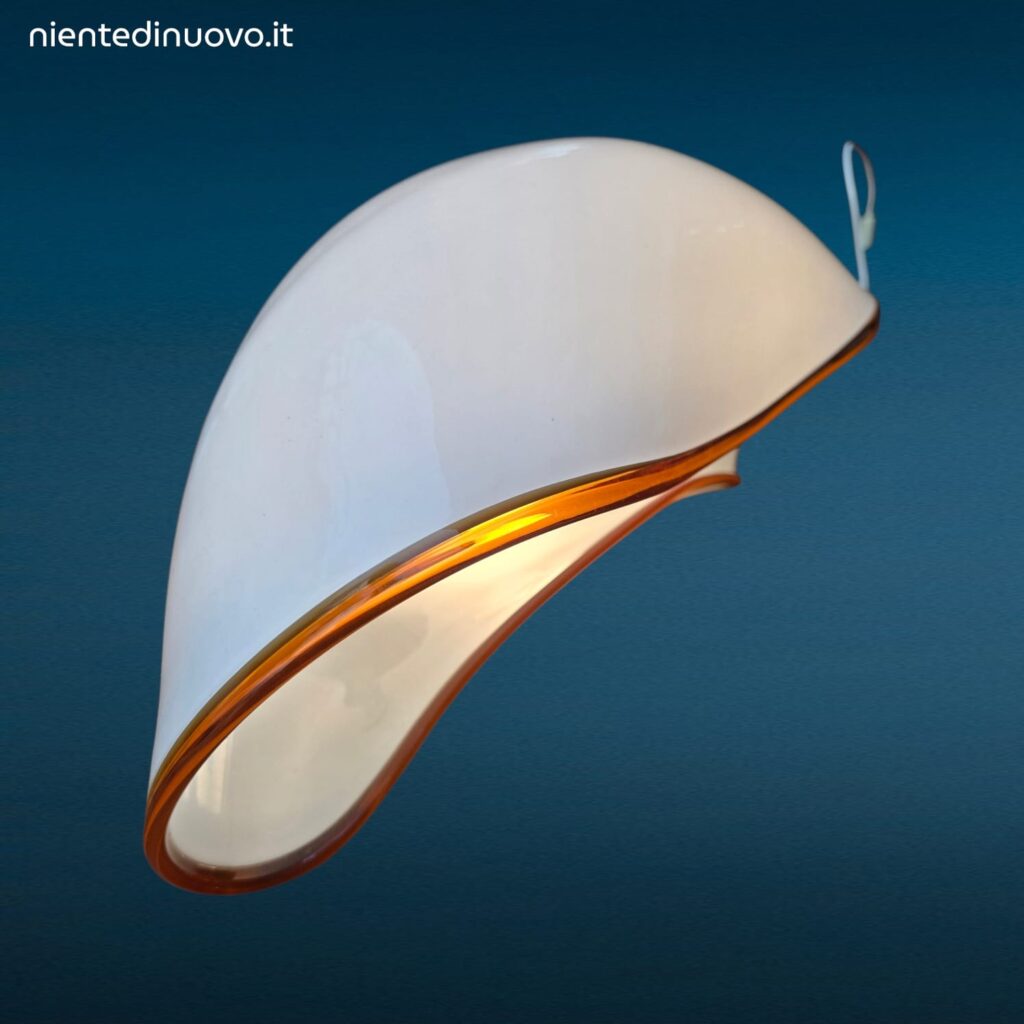 Lampada Orsea Vistosi in vetro opalino Murano anni 70