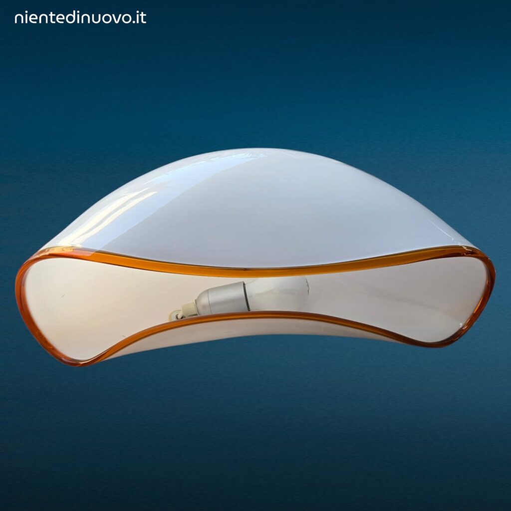 Lampada Orsea Vistosi in vetro opalino Murano anni 70