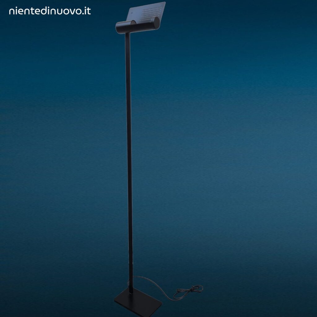 04727.jpg Lampada da terra vintage Stilnovo anni 80 con dimmer a rotella