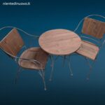 Set tavolino tondo con due poltroncine in ferro battuto e schienali in legno