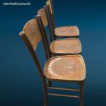 Sedia in faggio anni 50 con schienale decorato