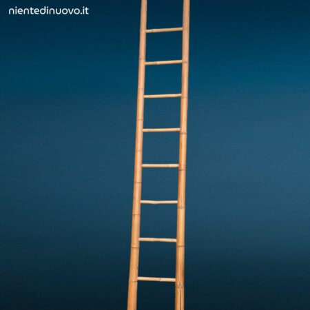 Scala decorativa in bambù per interni alta 250 cm