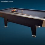 Tavolo da carambola moderno NG Biliardi con tappeto nero completo di biglie e stecca