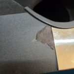 Tavolo da carambola moderno NG Biliardi con tappeto nero completo di biglie e stecca