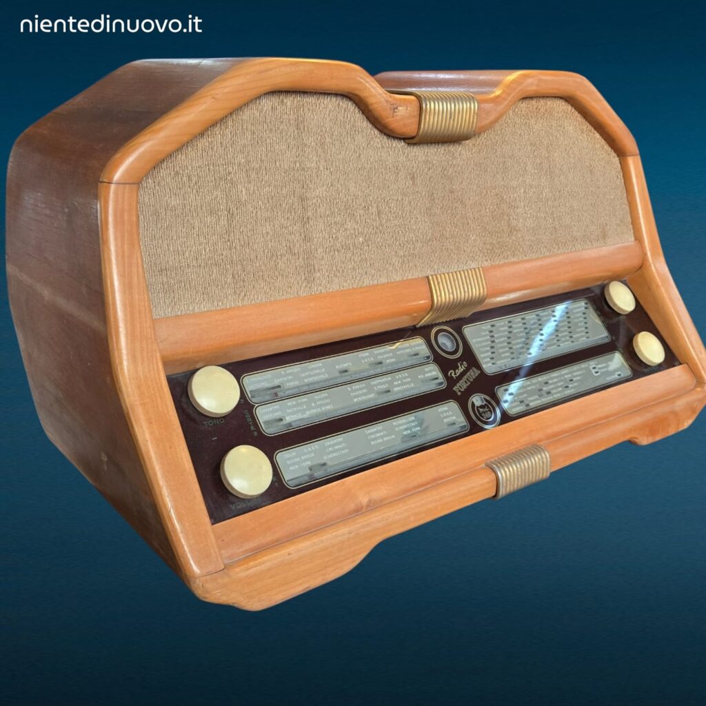 41540_2.jpg Radio d’epoca Fortuna mod 249 con mobile scenografico e componenti originali completi
