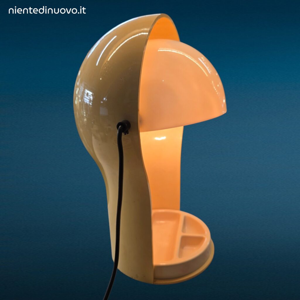 41580.jpg Lampada da tavolo Telegono in plastica con vaschetta anni Sessanta