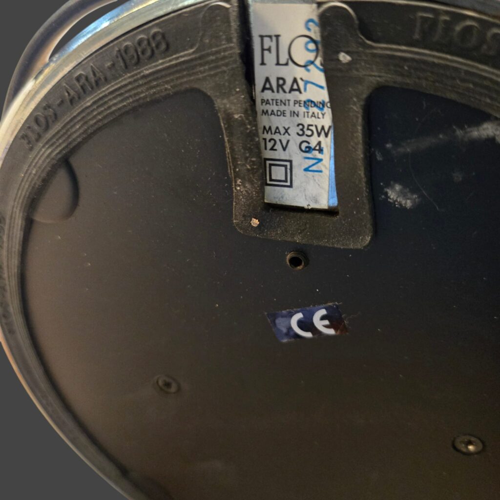 Lampada da tavolo Arà Flos firmata Philippe Starck anni 90