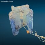 Lampada da tavolo anni 60 in vetro di Murano opalescente attribuita a Carlo Nason