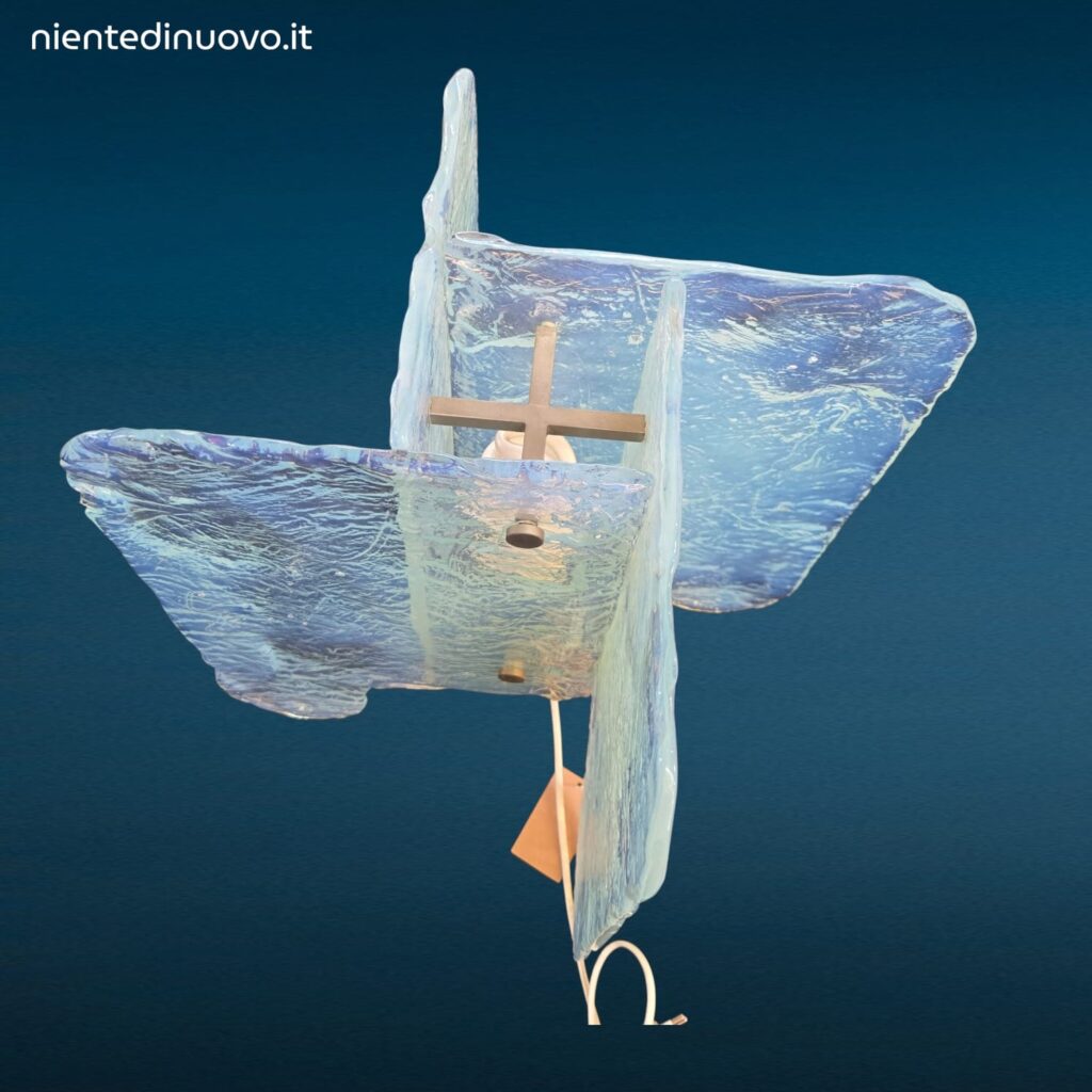 Lampada da tavolo anni 60 in vetro di Murano opalescente attribuita a Carlo Nason