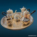 41601_1.jpg Servizio da tè e caffè argentato Christofle Gallia su vassoio WM Rogers, cinque pezzi