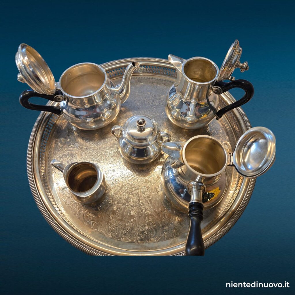 Servizio da tè e caffè argentato Christofle Gallia su vassoio WM Rogers, cinque pezzi