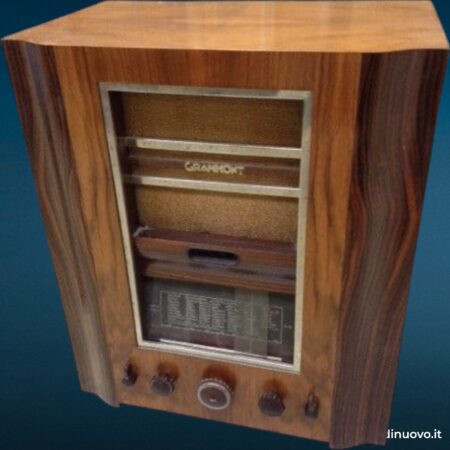 Radio Grammont modello 616 del 1936 non funzionante con 6 valvole e sintonia