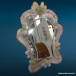 Specchierina vintage da appoggio decorata con vetro di Murano anni ’50