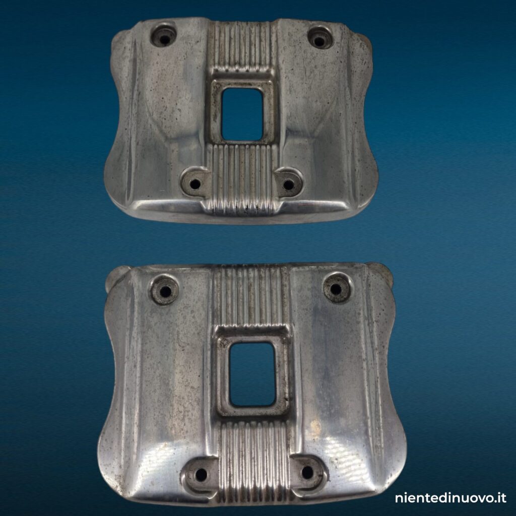 Coppia coperchi punterie Harley Davidson 17581-04 (ricambio originale)