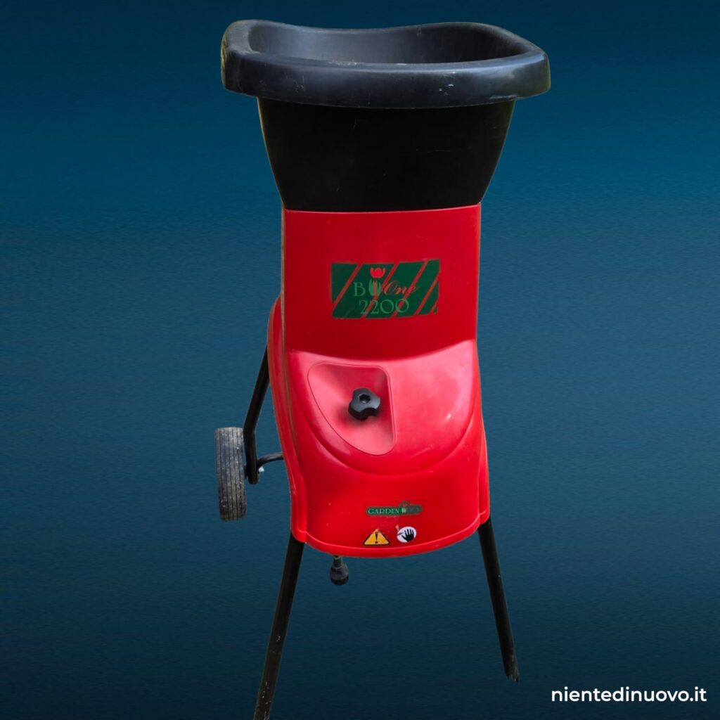 Biotrituratore elettrico da giardino usato poco, funzionante - immagine aggiuntiva 7