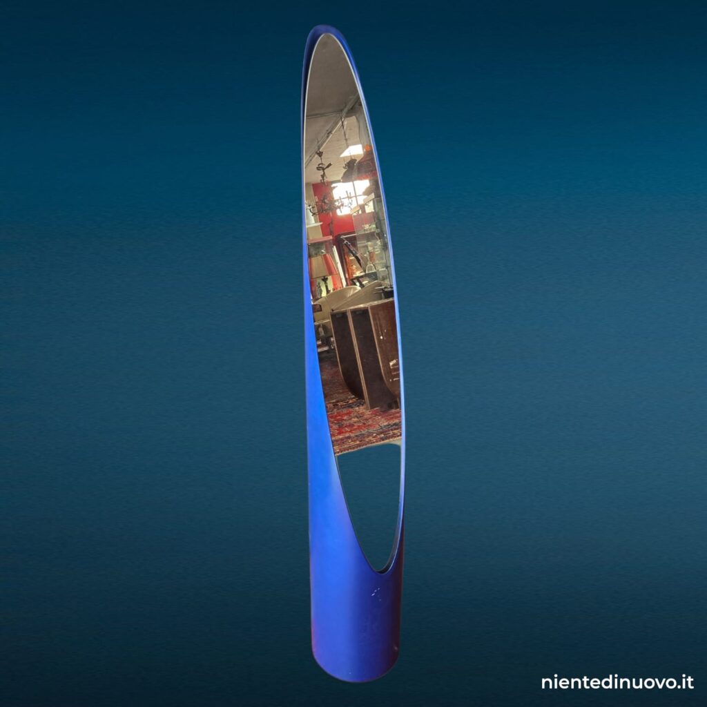 Specchio ad unghia blu scuro usato con piccoli graffi - immagine aggiuntiva 8