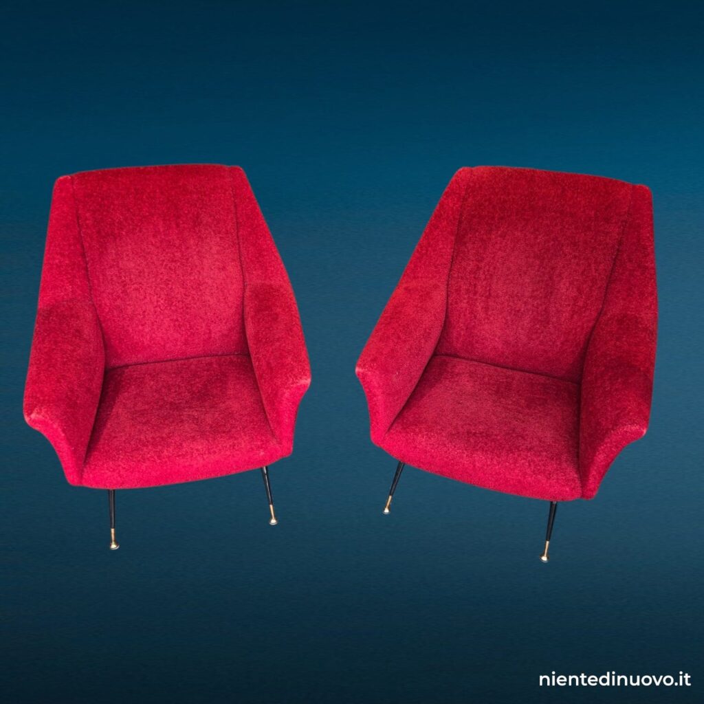 Poltrona anni '60 tessuto rosso gambe nere puntali dorati - immagine aggiuntiva 3