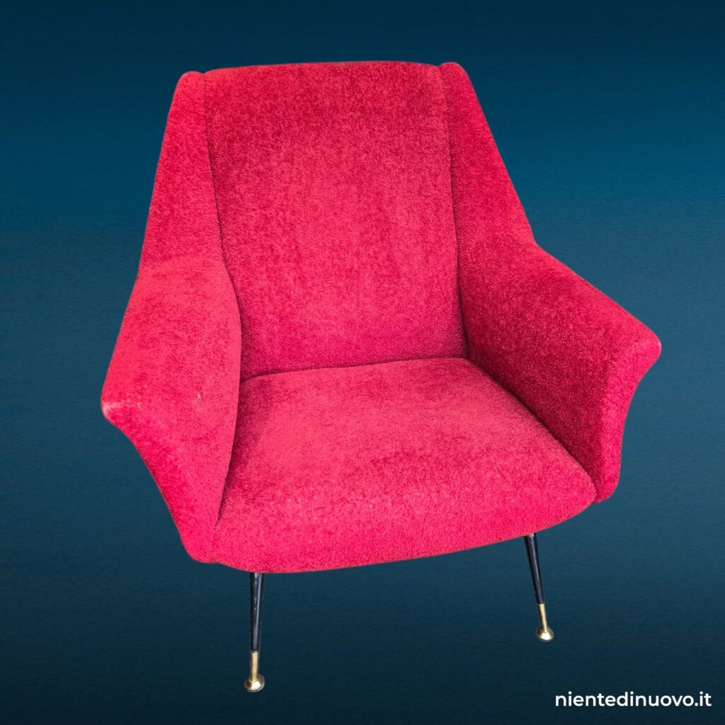 Poltrona anni '60 tessuto rosso gambe nere puntali dorati - immagine aggiuntiva 4