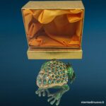 04516_1.jpg Rana portagioie in metallo decorata con strass - immagine aggiuntiva 2