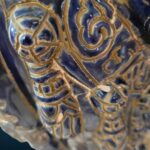 Elefante decorativo in ceramica blu cobalto e oro - immagine aggiuntiva 3