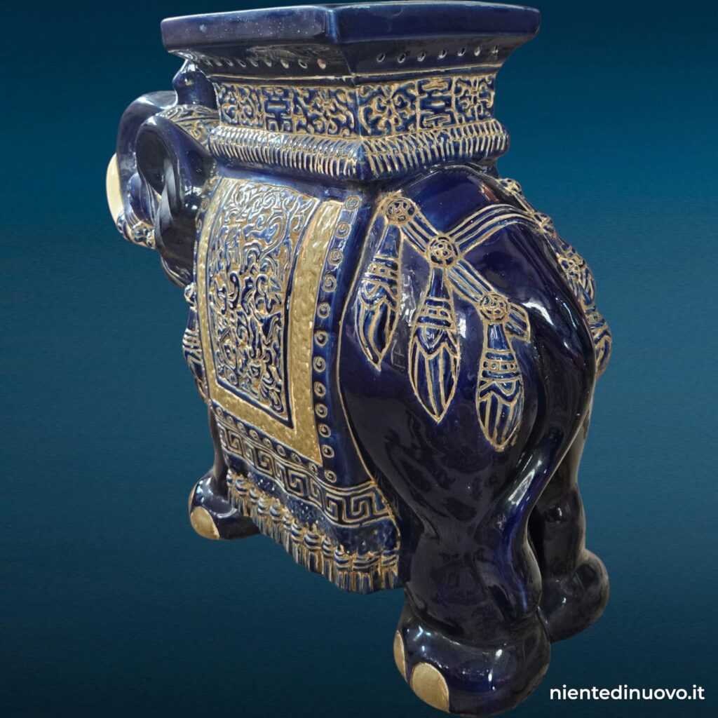 Elefante decorativo in ceramica blu cobalto e oro - immagine aggiuntiva 5