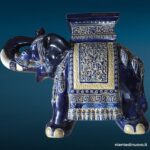 Elefante decorativo in ceramica blu cobalto e oro - immagine aggiuntiva 7
